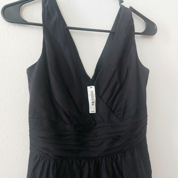 NWT White House Black Market Sleeveless Black Dress - Picture 3 of 6